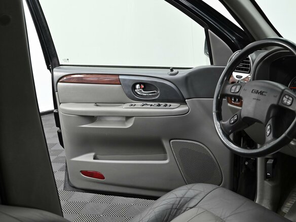 2002 GMC Envoy II (GMT360), чёрный - вид 10