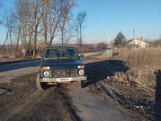 2015 Lada (ВАЗ) 2121 (4x4) I Рестайлинг, зелёный, 450000 рублей, вид 2