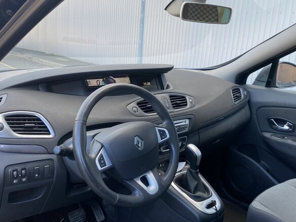 2012 Renault Scenic Grand III, серый, 600000 рублей - вид 11