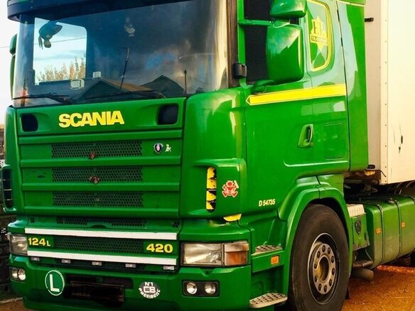 2003 Scania 4-Series, зелёный, 3800000 рублей
