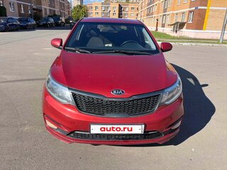 2015 Kia Rio III Рестайлинг, красный, 850000 рублей, вид 1