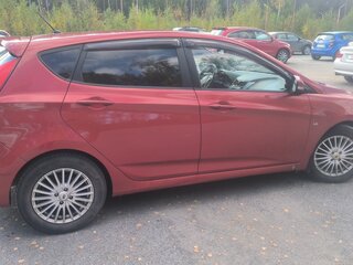 2012 Hyundai Solaris I, красный, 745000 рублей, вид 2