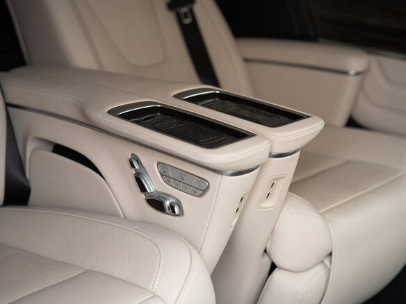2023 Mercedes-Benz V-Класс Extra Long 300 d экстра длинный III (W447) Рестайлинг, чёрный, 12390000 рублей - вид 4