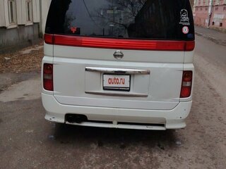 2003 Nissan Elgrand II (E51), белый, 1050000 рублей, вид 3