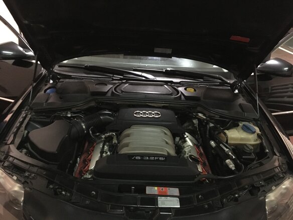2006 Audi A8 II (D3) Рестайлинг, чёрный - вид 14