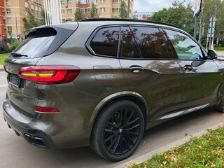 2021 BMW X5 30d IV (G05/G18), зелёный, 8200000 рублей, вид 4