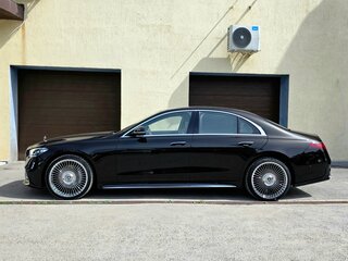 2021 Mercedes-Benz S-Класс 450 4MATIC VII (W223), чёрный, 13500000 рублей, вид 2
