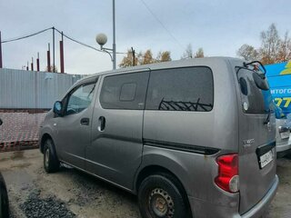2009 Nissan NV200, серый, 740000 рублей, вид 2