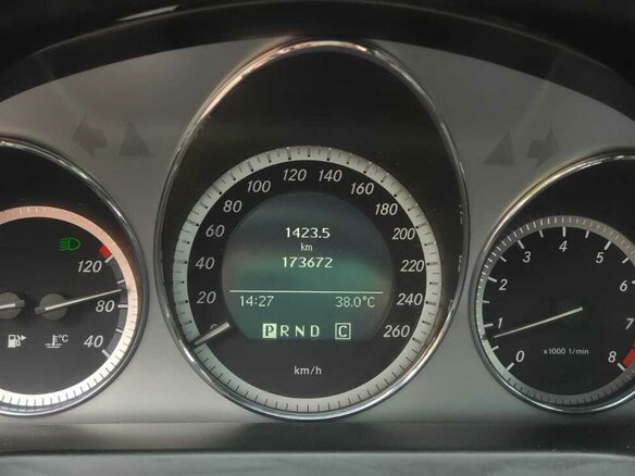 2010 Mercedes-Benz C-Класс 180 BlueEFFICIENCY III (W204), серый, 1150000 рублей - вид 10