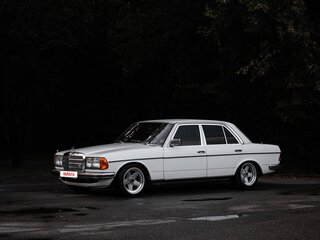 1984 Mercedes-Benz W123 280 5-speed, белый, 1688566 рублей, вид 2