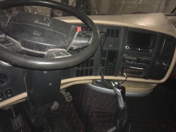 2012 Sinotruk Howo 6X4, красный - вид 3