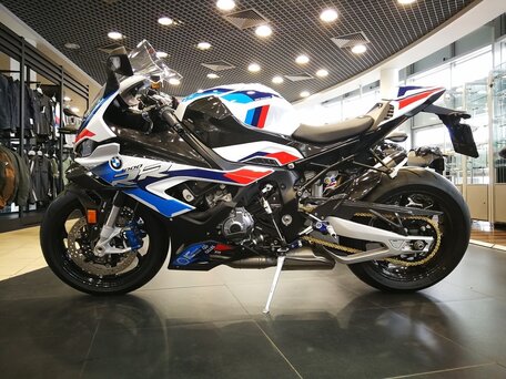 2021 BMW M 1000 RR, белый, 3490000 рублей, вид 2
