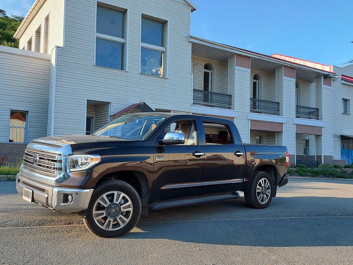 Открыть фотографии: Toyota Tundra II Рестайлинг