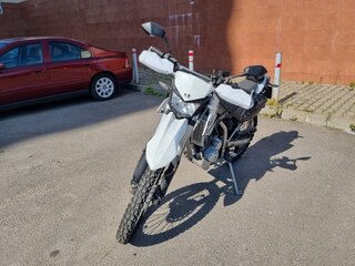 2018 Kawasaki KLX 250, белый, 499000 рублей, вид 2