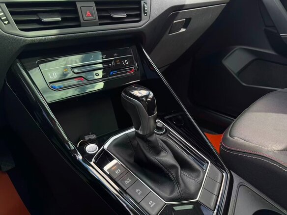 2022 Volkswagen Tharu I, чёрный - вид 9