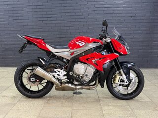2015 BMW S 1000 R, красный, 935000 рублей, вид 3