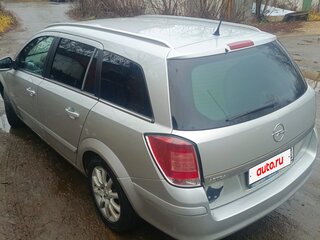 2012 Opel Astra H Рестайлинг, серебристый, 800000 рублей, вид 2