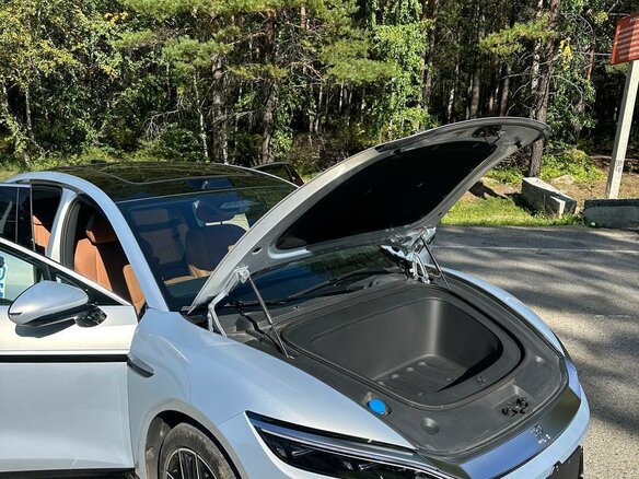 2025 BYD Han L, серебристый, 9900000 рублей - вид 7