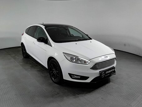 2019 Ford Focus III Рестайлинг, белый, 1480000 рублей, вид 3