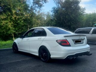 2012 Mercedes-Benz C-Класс 180 BlueEFFICIENCY III (W204) Рестайлинг, белый, 1625000 рублей, вид 2
