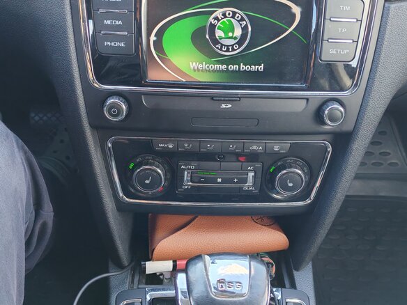 2011 Skoda Superb II, чёрный, 1050000 рублей - вид 13