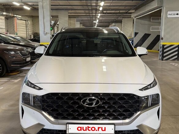 2023 Hyundai Santa Fe IV Рестайлинг, белый, 4750000 рублей - вид 2