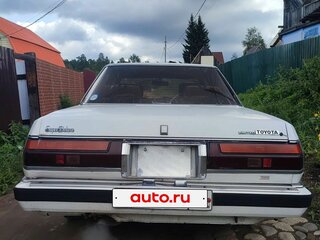 1985 Toyota Cresta II (X70), белый, 350000 рублей, вид 3