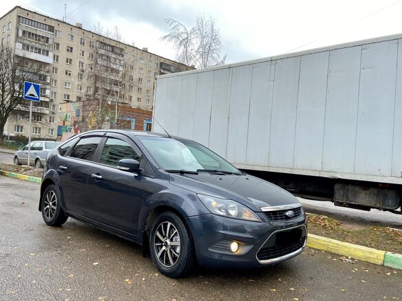 2011 Ford Focus II Рестайлинг, серый - вид 12
