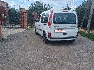 2015 Renault Kangoo II Рестайлинг, белый, 1300000 рублей, вид 5