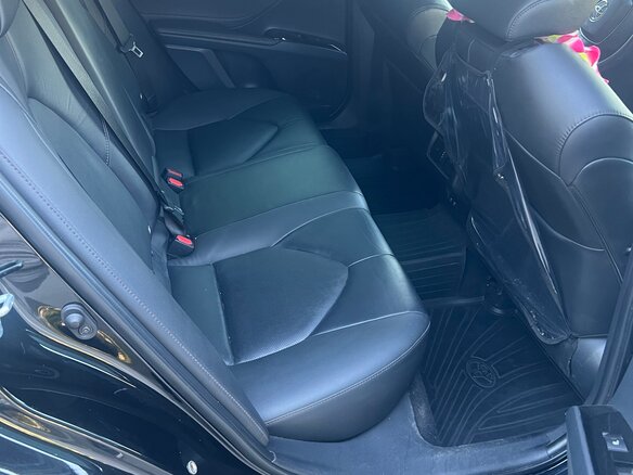 2018 Toyota Camry VIII (XV70), чёрный, 2750000 рублей - вид 9