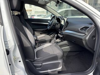 2026 Lada (ВАЗ) Vesta I Рестайлинг (NG), белый, 2015000 рублей, вид 5