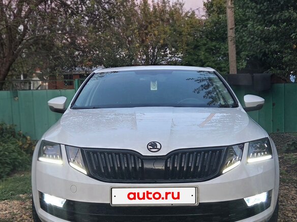 2017 Skoda Octavia III (A7) Рестайлинг, белый