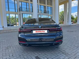2019 BMW 7 серии 730d xDrive VI (G11/G12) Рестайлинг, серый, 4700000 рублей, вид 4