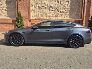 2022 Tesla Model S Plaid I Рестайлинг 2, серый, 9990000 рублей, вид 4