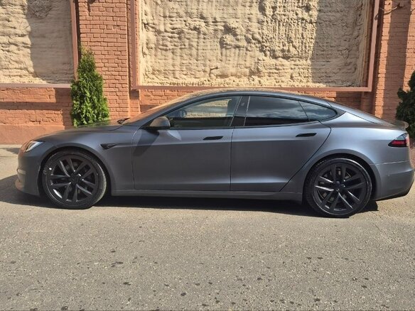 2022 Tesla Model S Plaid I Рестайлинг 2, серый, 9990000 рублей - вид 3