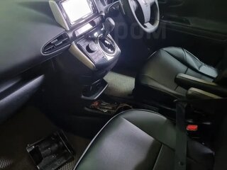 2015 Toyota Wish II Рестайлинг, серый, 1690000 рублей, вид 4