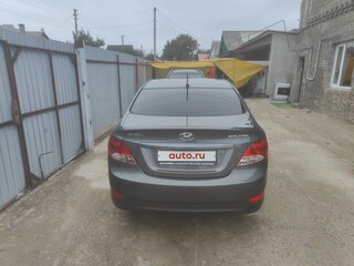 2011 Hyundai Solaris I, серый, 700000 рублей, вид 3