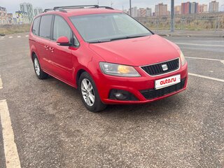 2013 SEAT Alhambra II, красный, 1300000 рублей, вид 2