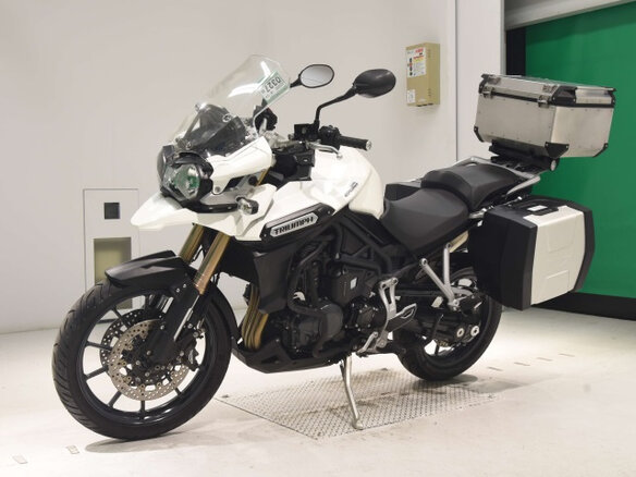 2015 Triumph Tiger Explorer, белый, 1000000 рублей - вид 3