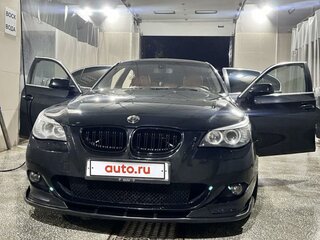 2003 BMW 5 серии 530i V (E60/E61), чёрный, 2000000 рублей, вид 3