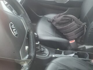 2016 Kia Rio III Рестайлинг, жёлтый, 750000 рублей, вид 4