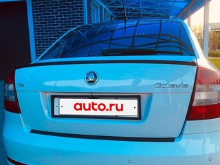 2012 Skoda Octavia II (A5) Рестайлинг, белый, 1470000 рублей, вид 2