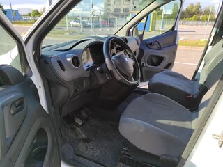 2011 Peugeot Partner II, белый, 520000 рублей, вид 4
