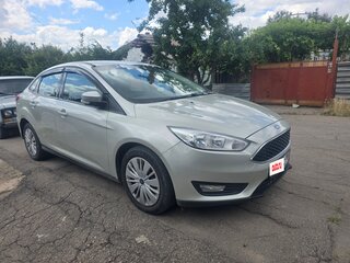 2016 Ford Focus III Рестайлинг, серебристый, 1100000 рублей, вид 3