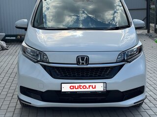 2020 Honda Freed II Рестайлинг, белый, 1850000 рублей, вид 1
