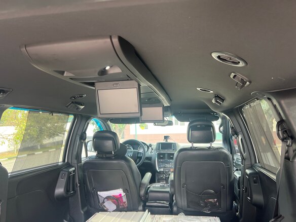 2015 Dodge Caravan Grand V, серый, 2100000 рублей - вид 15