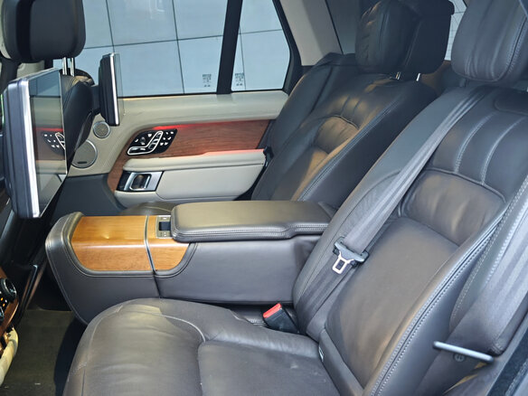2018 Land Rover Range Rover IV Рестайлинг, бежевый, 7999908 рублей - вид 24