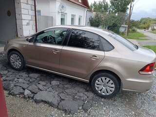 2015 Volkswagen Polo V Рестайлинг, бежевый, 1050000 рублей, вид 5
