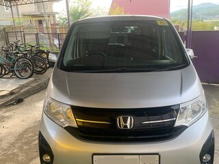 2018 Honda Stepwgn Spada V Рестайлинг, серебристый, 1999999 рублей, вид 4