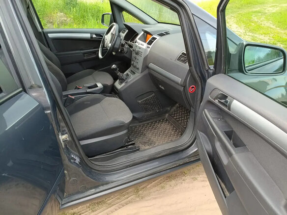 2013 Opel Zafira B Рестайлинг, серый - вид 9